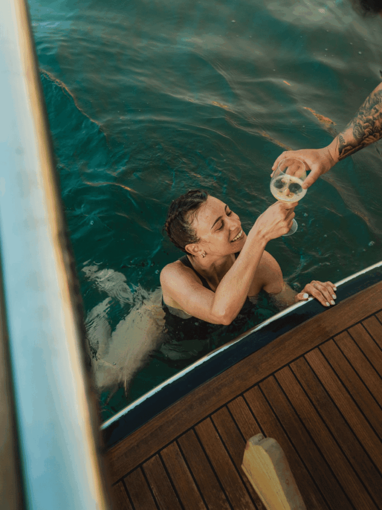 Boat Party - Sunny Charter